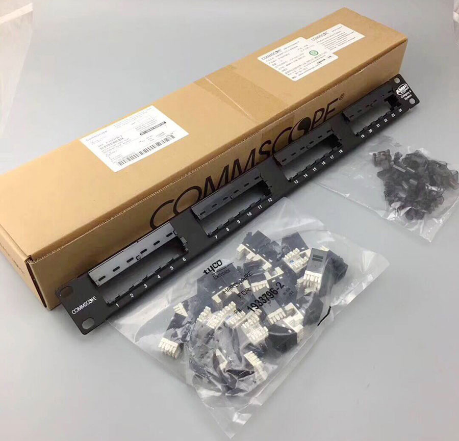 CommScope Patch panel CAT6 24 port